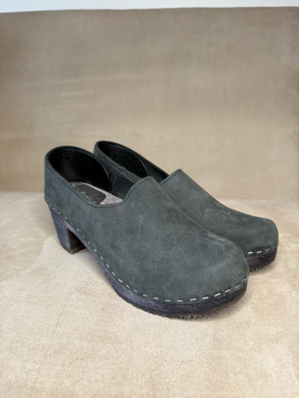Sandgrens Handmade Swedish Wood Heel Closed-Back Bridget Clogs for Women Size 39 - Picture 10 of 14